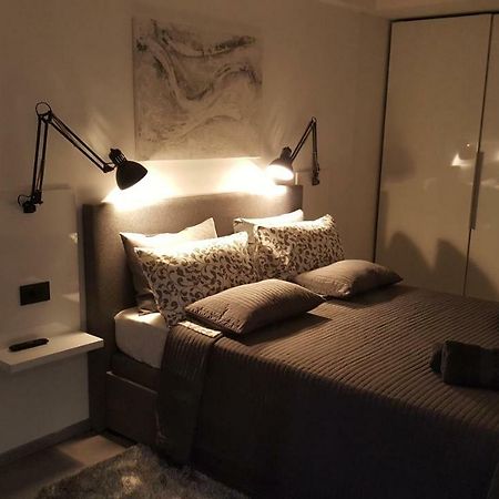 Apartman Vip, With Free Garage Parking Πούλα Εξωτερικό φωτογραφία
