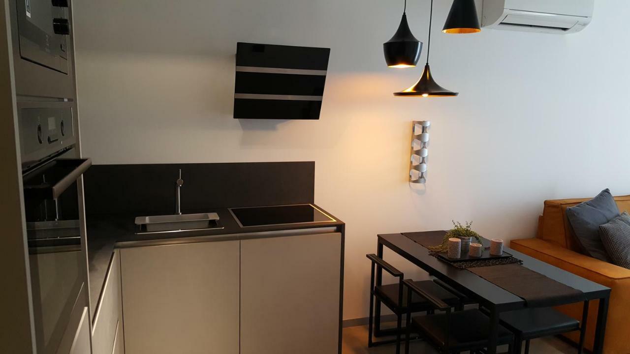 Apartman Vip, With Free Garage Parking Πούλα Εξωτερικό φωτογραφία