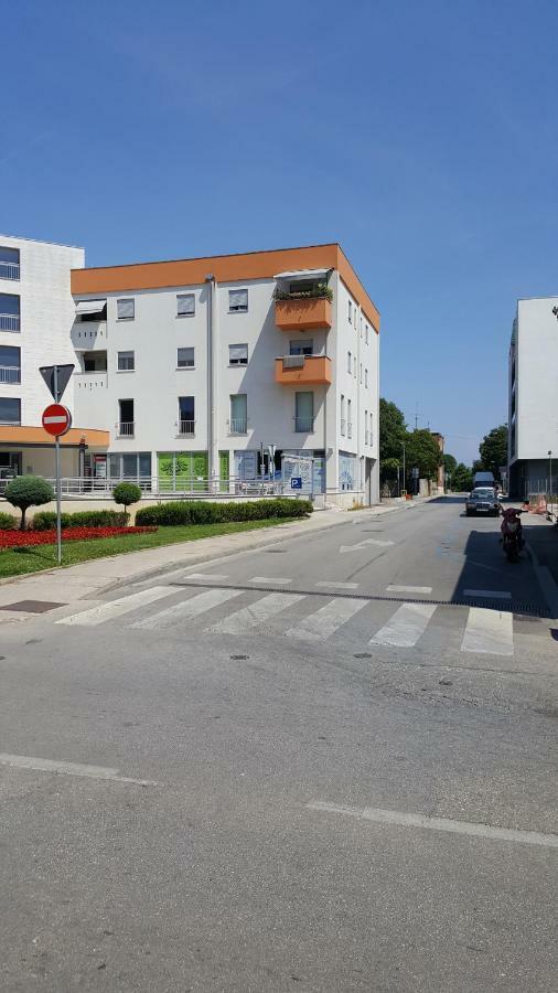 Apartman Vip, With Free Garage Parking Πούλα Εξωτερικό φωτογραφία