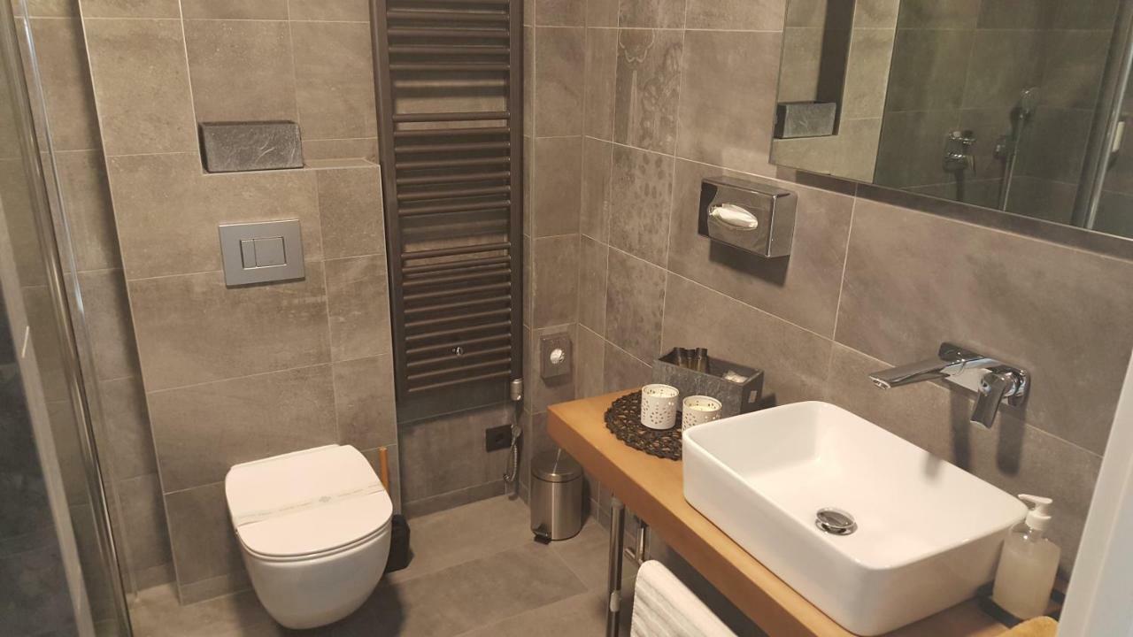 Apartman Vip, With Free Garage Parking Πούλα Εξωτερικό φωτογραφία