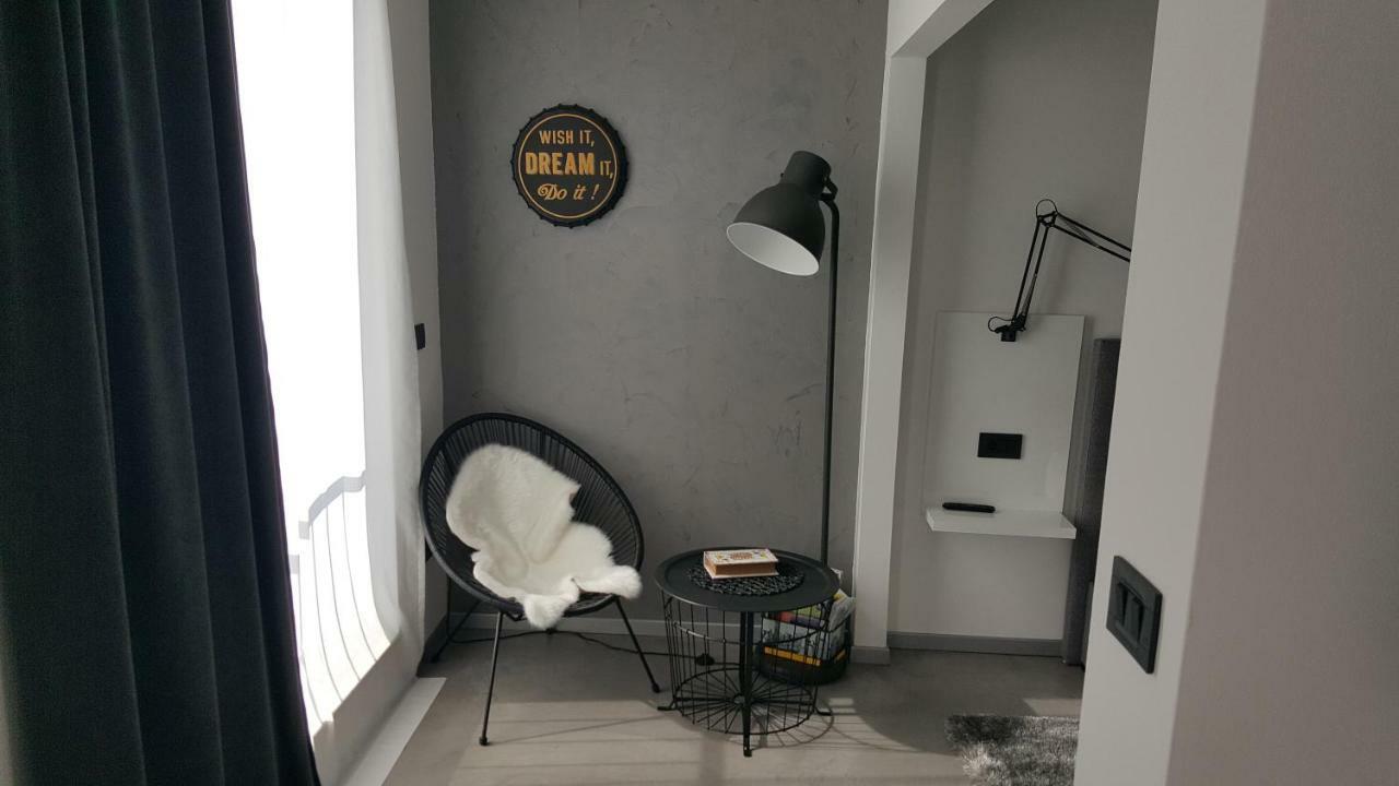 Apartman Vip, With Free Garage Parking Πούλα Εξωτερικό φωτογραφία