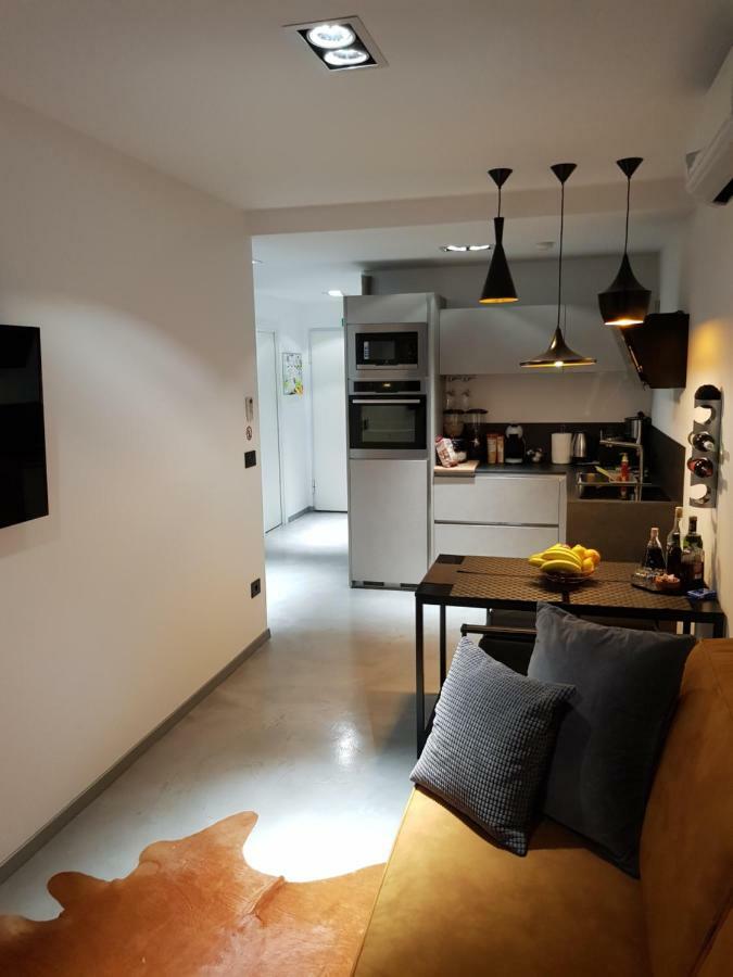 Apartman Vip, With Free Garage Parking Πούλα Εξωτερικό φωτογραφία